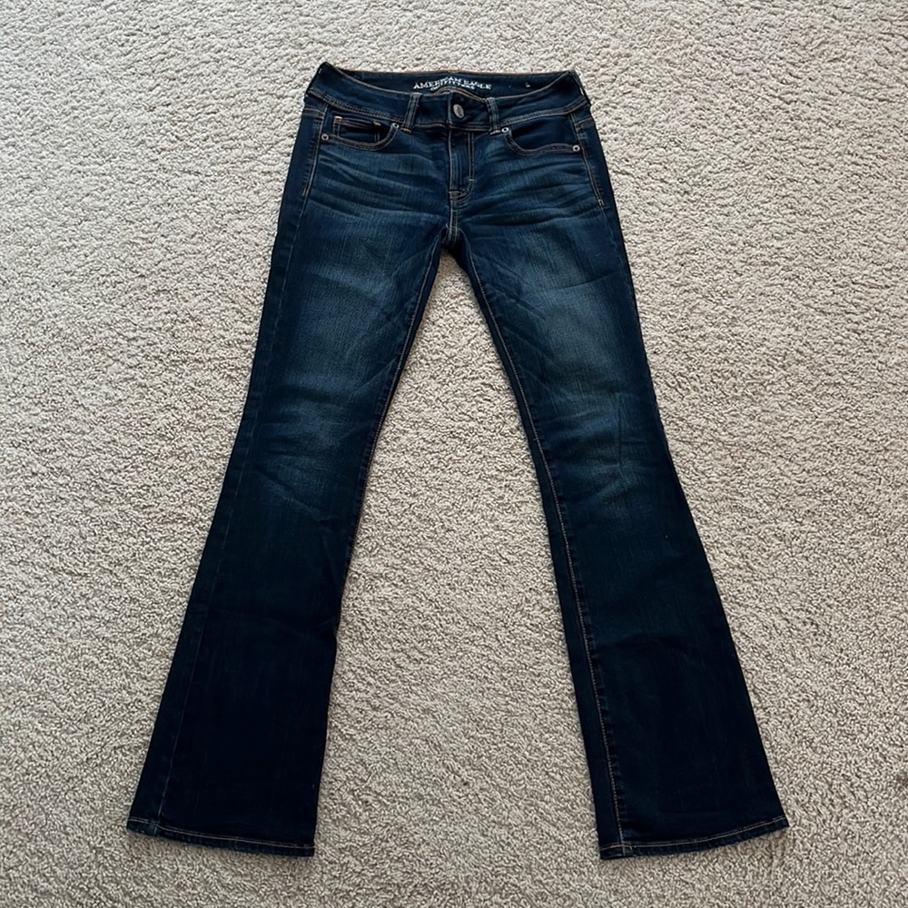 Dark wash flare jeans in excellent condition! Size 2 regular length